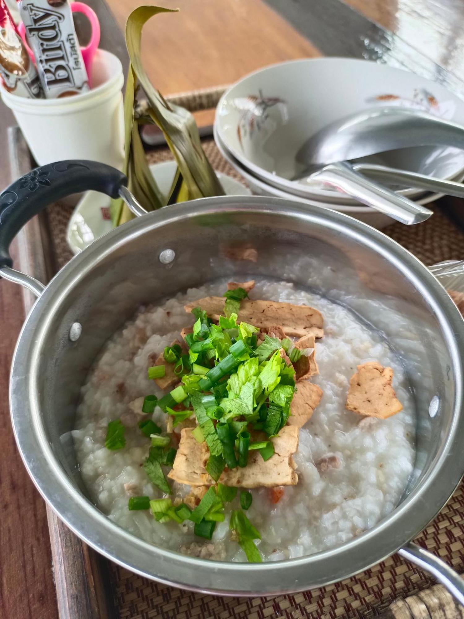 บ้านแม่อุทัยธานี Baanmae Uthaithani エクステリア 写真